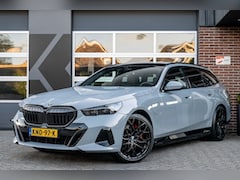 BMW 5-serie Touring - 550e xDrive M Sport Pro | Panorama | Harman/Kardon | Driving Ass. Plus | 360 Camera | 4-Wi