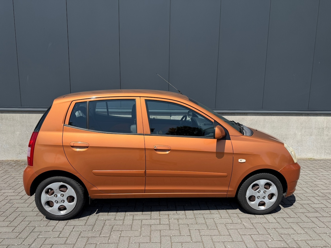 Kia Picanto - 1.1 EX Automaat, Airco, Trekhaak, elektr. ramen v + a - AutoWereld.nl