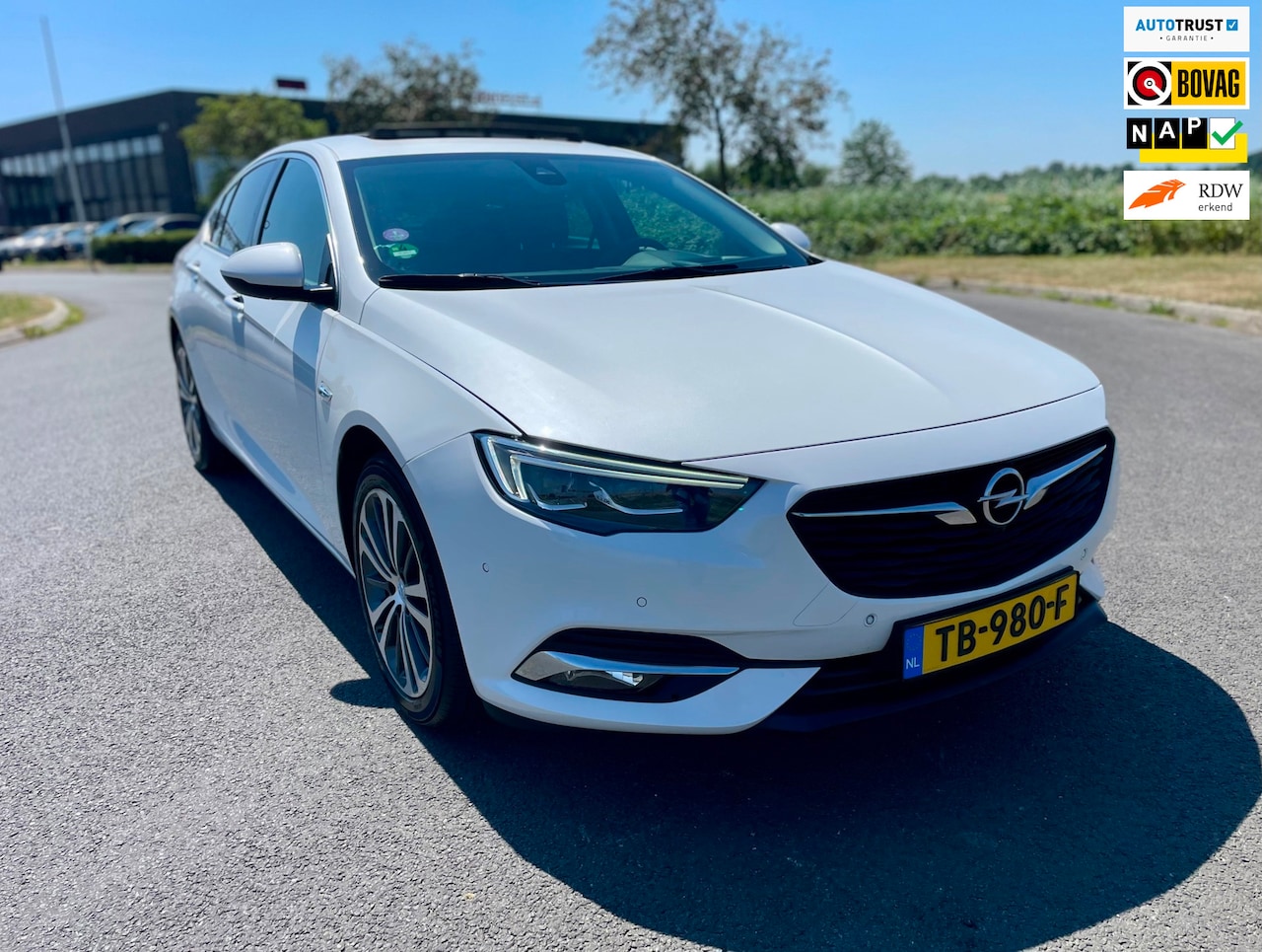 Opel Insignia Grand Sport - 1.5 Turbo Innovation 1.5 Turbo Innovation, Aut, Schuifdak, Stoelvrw, Leder, Cam, Pdc, HU dsp, Geen import, Nap, - AutoWereld.nl