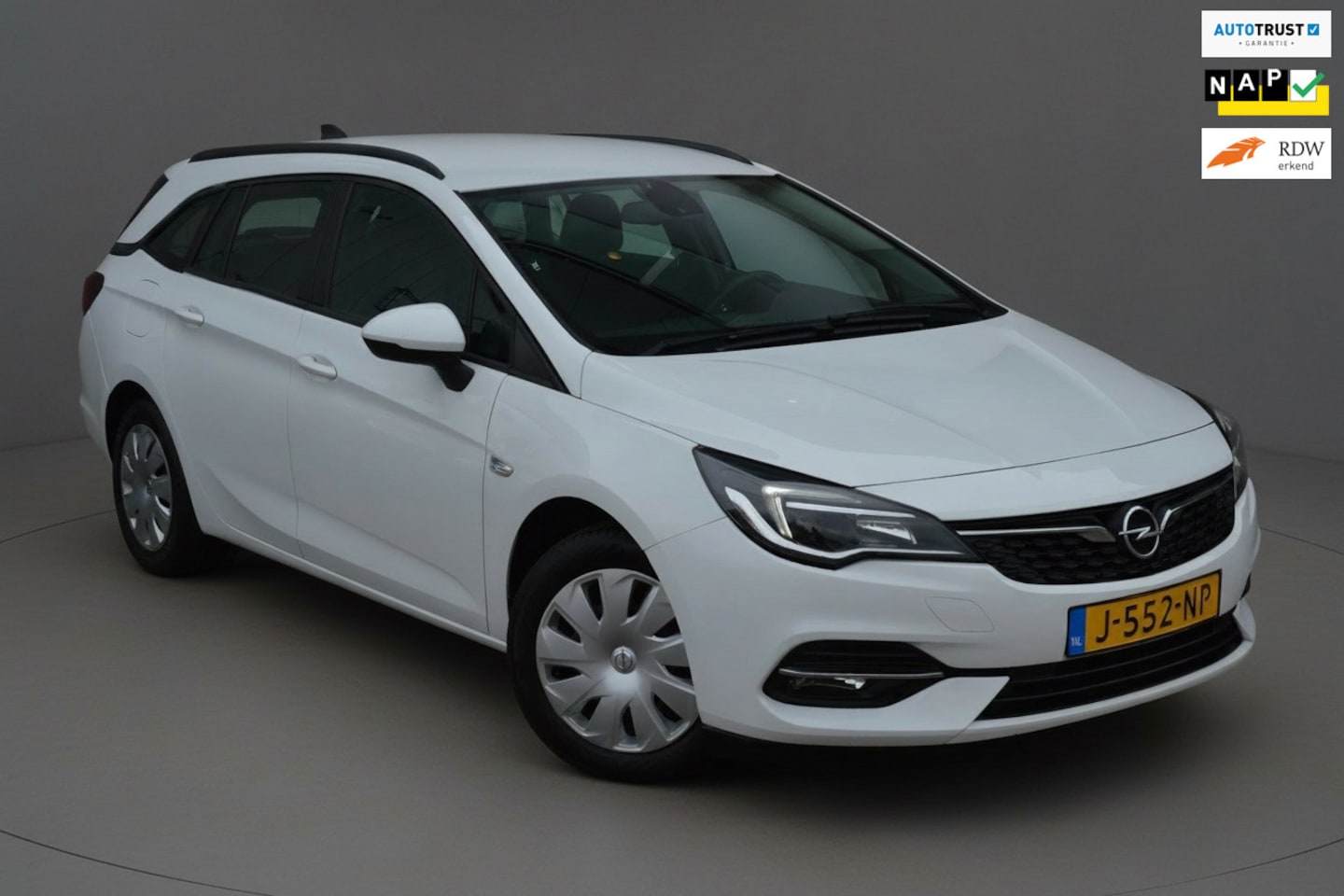 Opel Astra Sports Tourer - Navi|Carplay|Cruise|Dealer onderhouden - AutoWereld.nl
