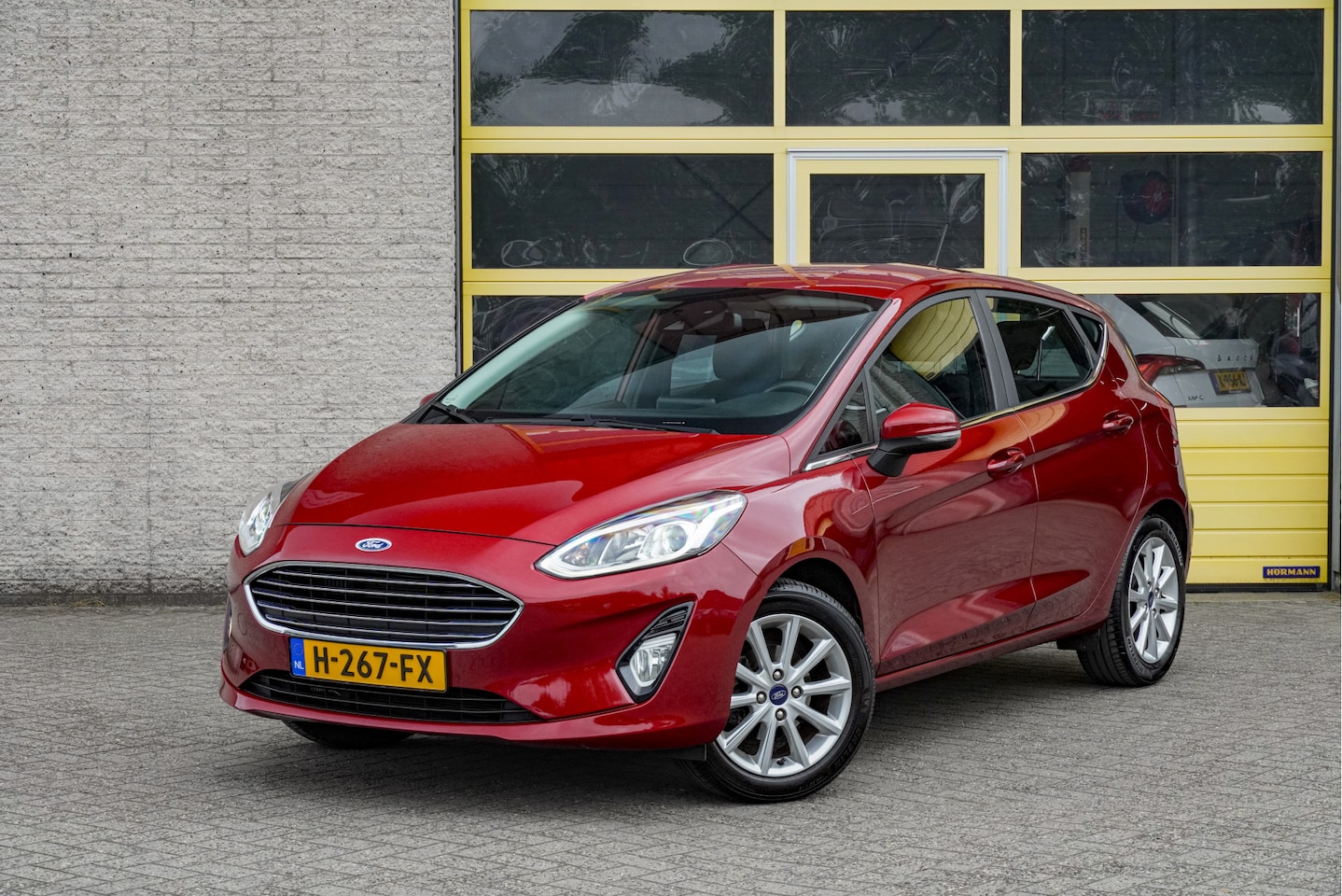 Ford Fiesta - 1.0 EcoBoost 5drs Titanium BJ2020 Lmv 16" | Led V+A | Pdc | Verwarmde voorruit | Navi | Cr - AutoWereld.nl