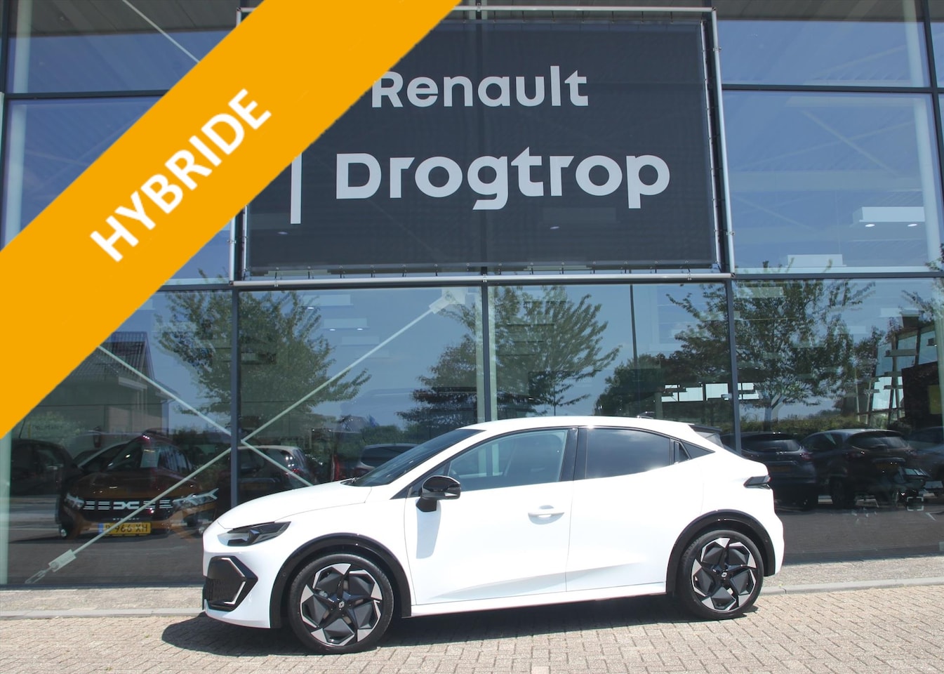 Renault Clio - 160PK-FULL HYBRID-TECHNO-18INCH-PACK PREMIUM- - AutoWereld.nl