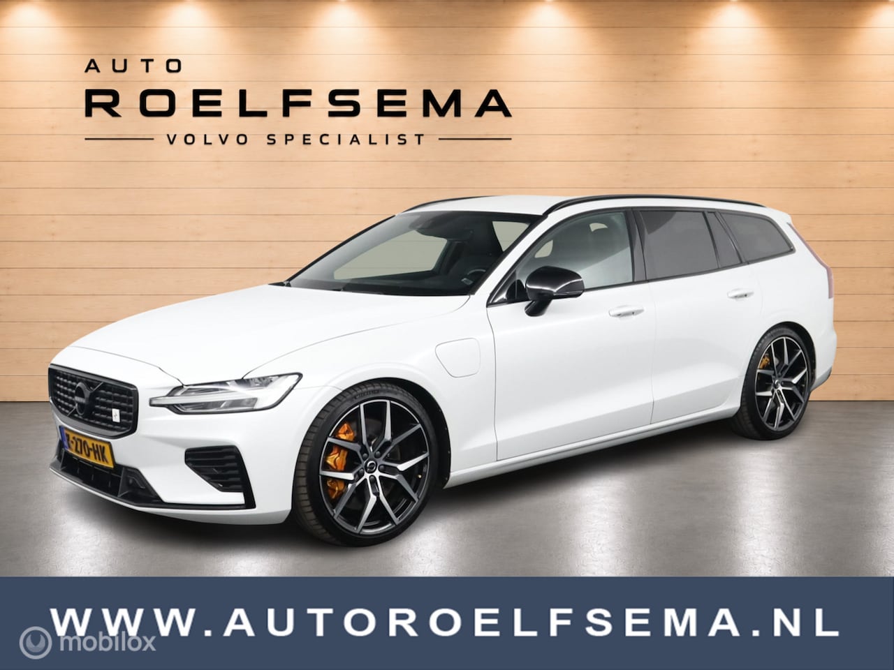 Volvo V60 - 2.0 T8 Twin Engine AWD Polestar Engineered | 20" Velgen | Adaptive Cruise | Pilot Assist | - AutoWereld.nl