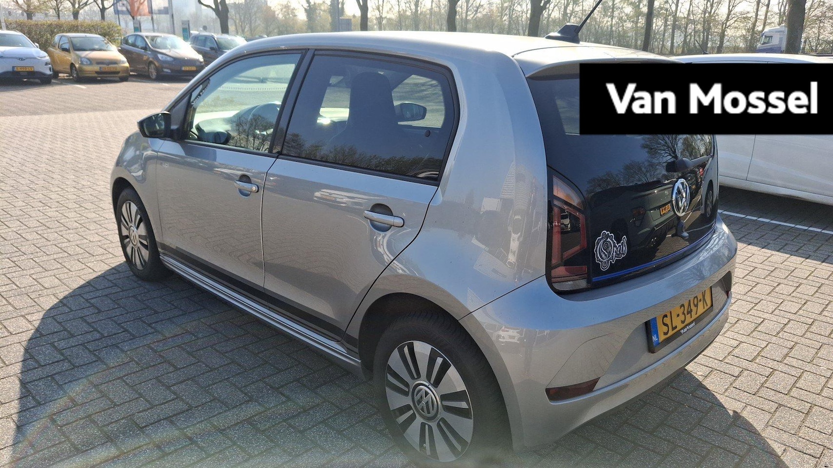 Volkswagen e-Up! - e-up! | 82 PK | Automaat | Airco | Lichtmetalen Velgen | - AutoWereld.nl