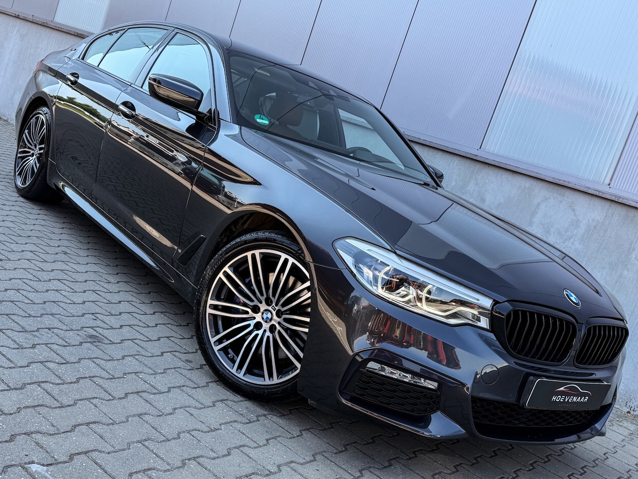 BMW 5-serie - 530e iPerformance M-sport High Executive H&K Hud Dealer onderhouden - AutoWereld.nl