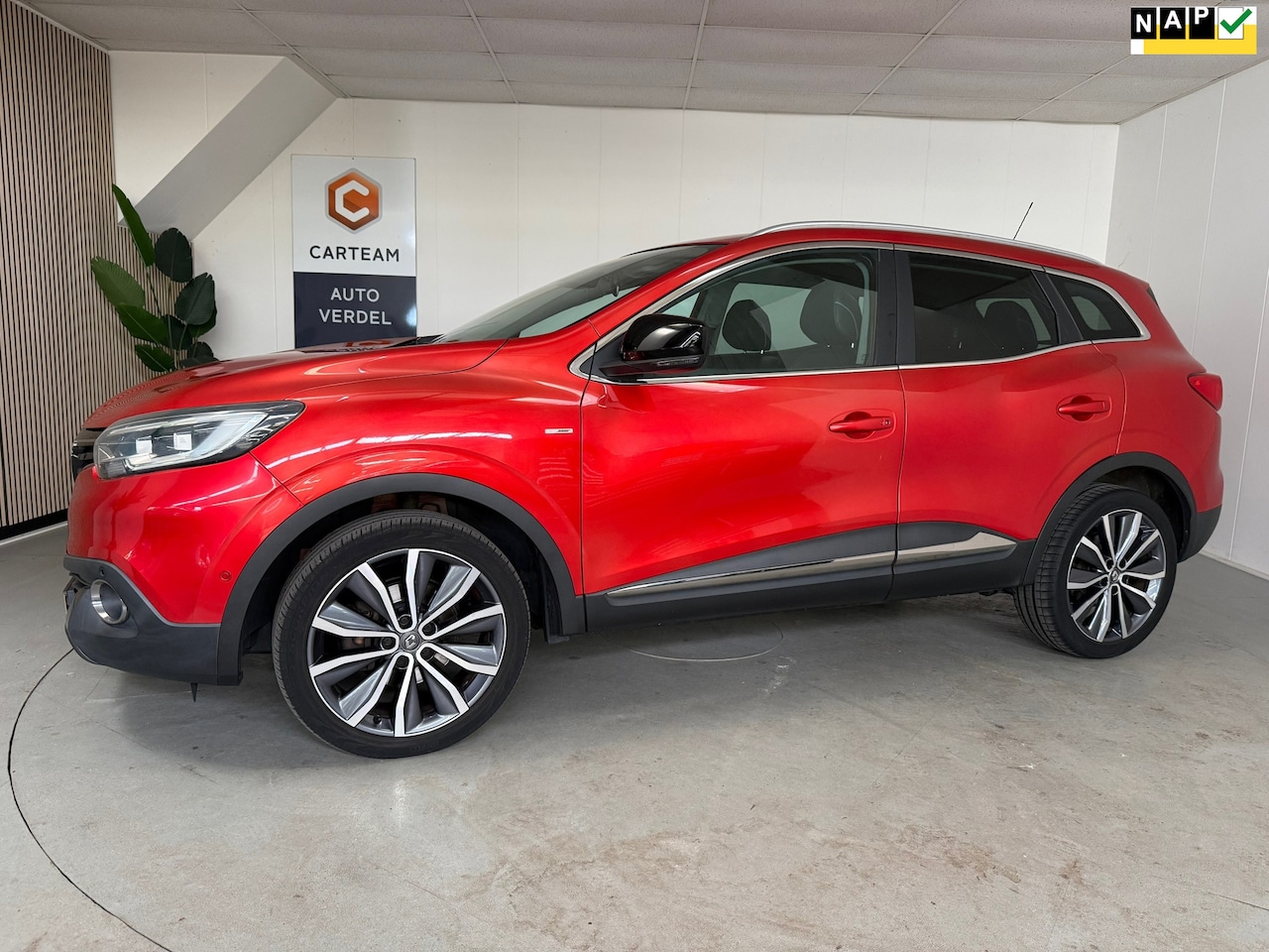 Renault Kadjar - 1.2 TCe Bose Airco, Navigatie, Trekhaak, LMV, Camera - AutoWereld.nl