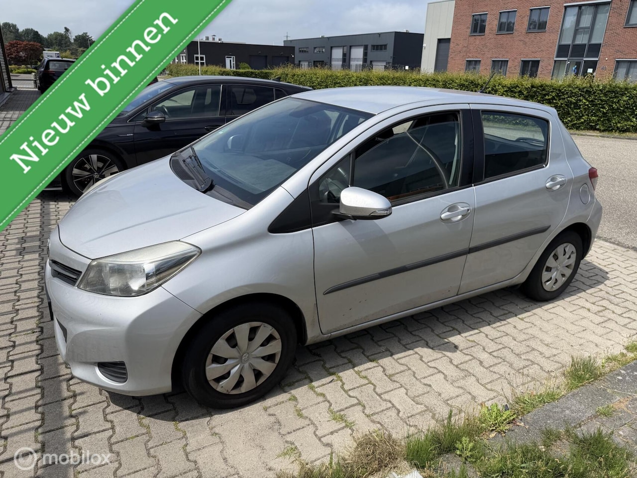Toyota Yaris - 1.0 VVT-i Aspiration Koppaking lek - AutoWereld.nl