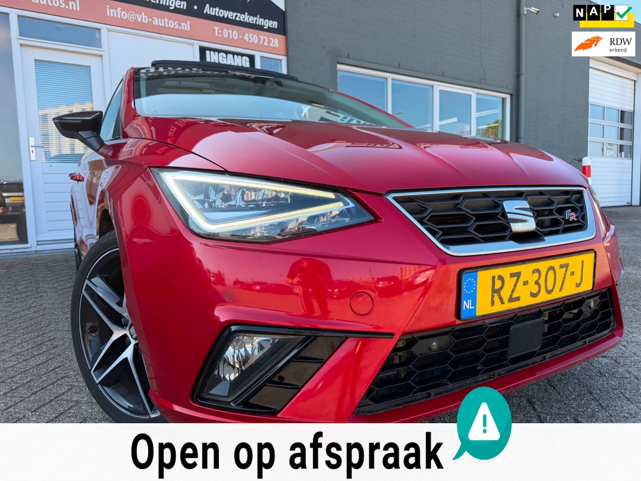 SEAT Ibiza - 1.5 TSI EVO FR Business Intense van 1ste Eig en elec. panoramadak en App connect en parkee - AutoWereld.nl