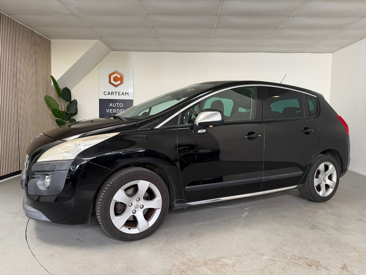 Peugeot 3008 - 1.6 THP GT Airco, Trekhaak, Navigatie, LMV, Head-up display - AutoWereld.nl