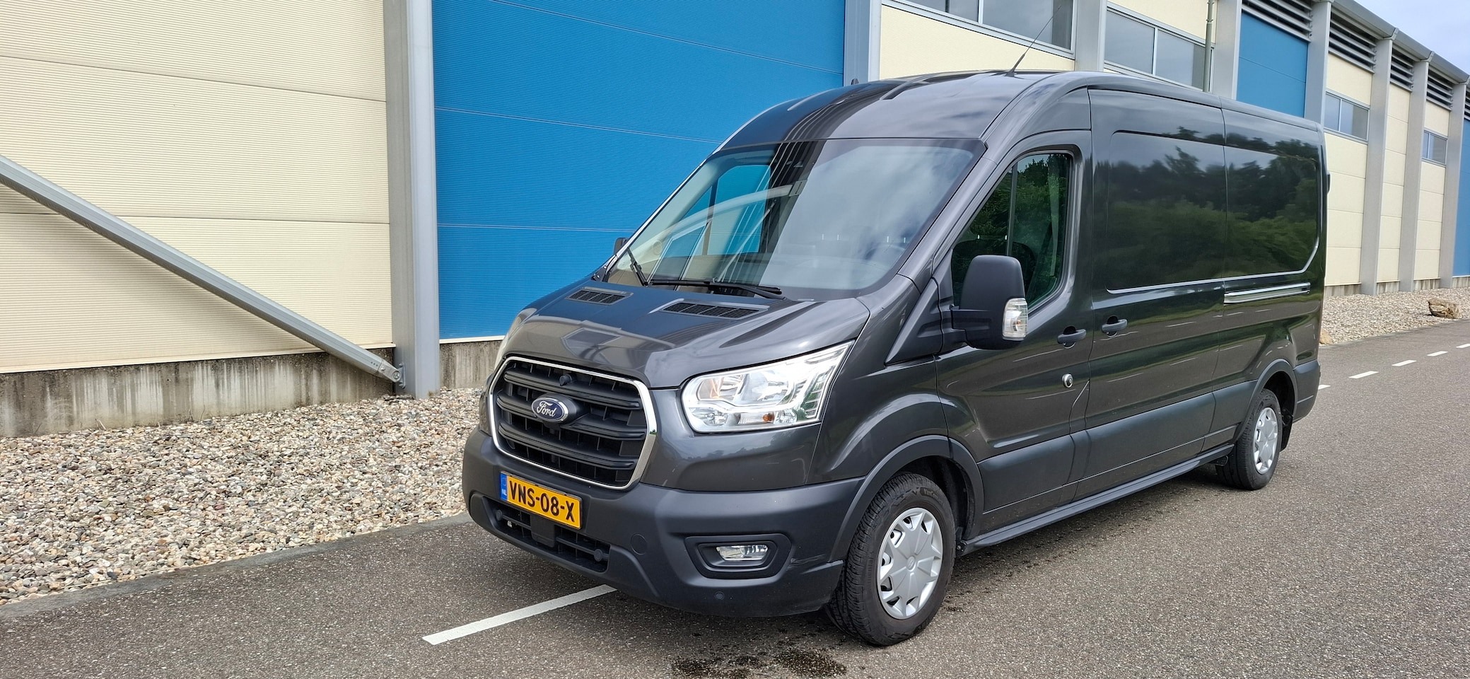 Ford Transit - 310 2.0 TDCI L3H2 Ambiente Euronorm 6 Adblue - AutoWereld.nl