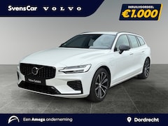 Volvo V60 - 2.0 T6 Plug-in hybrid AWD Plus Dark Trekhaak | Verwarmde voorruit | Sportstoelen | 360 gra