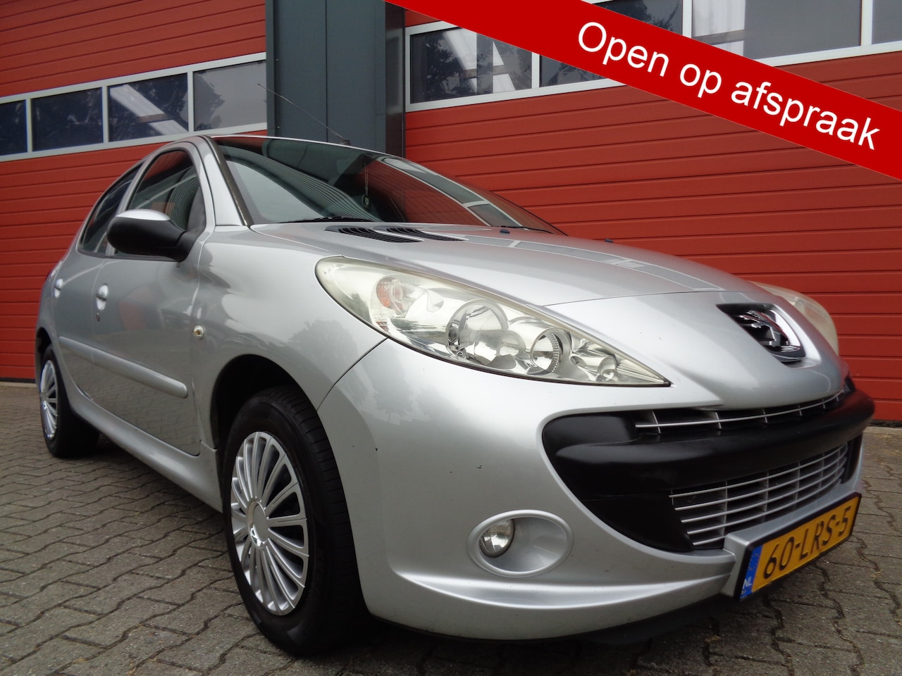 Peugeot 206 - 1.4 XS 1.4 XS,5drs,Airco,Apk 09-27,Inruil koopje! - AutoWereld.nl