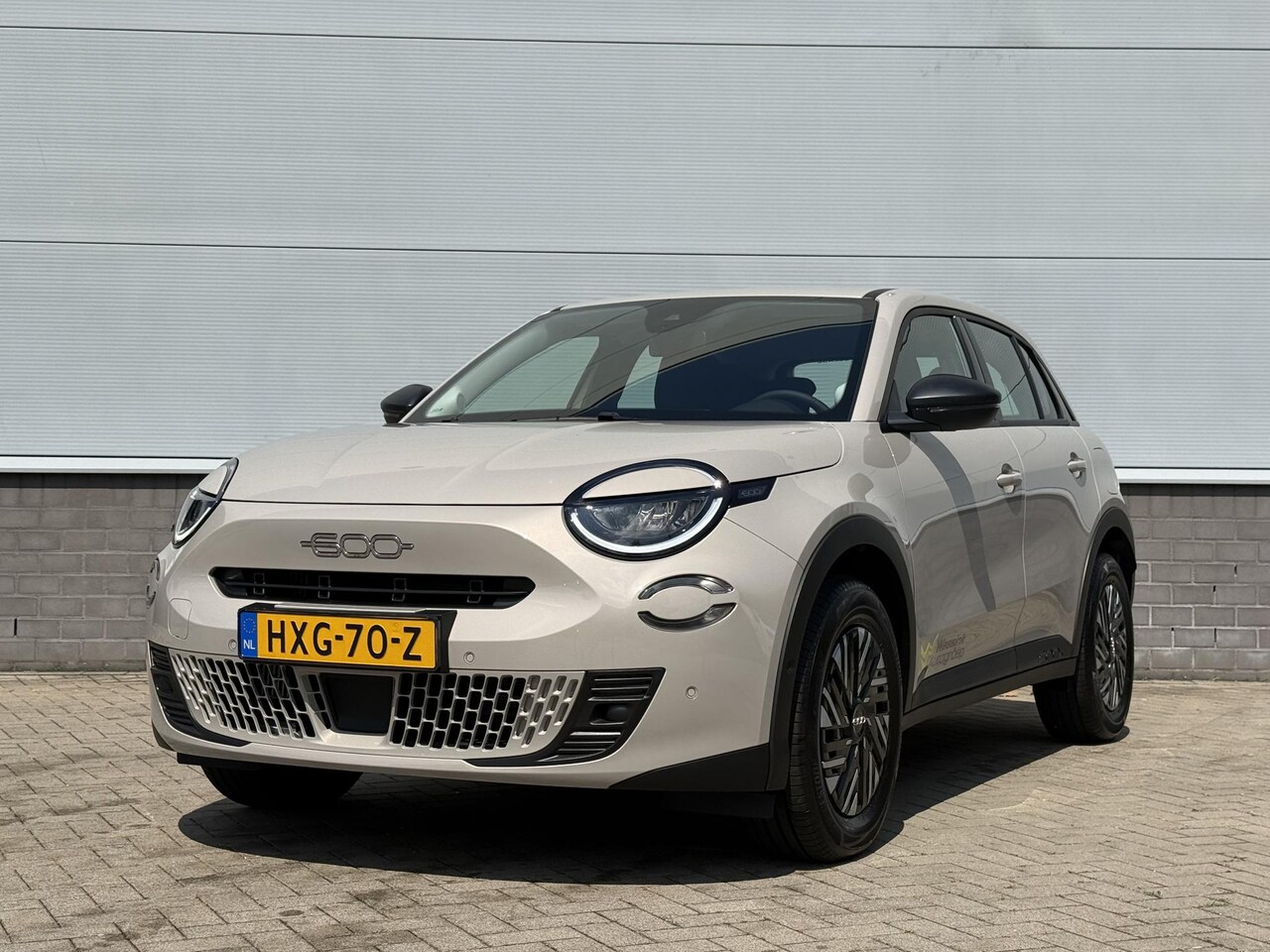 Fiat 600 - Hybrid Turbo Charged 110pk Automaat Urban | Cruise Control | Carplay | Parkeersensoren | - AutoWereld.nl