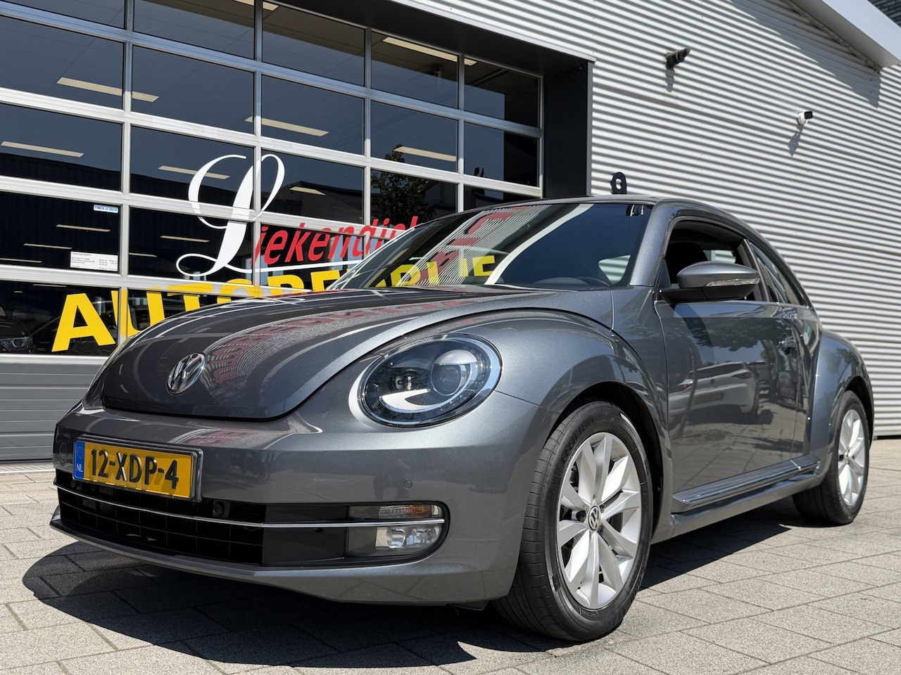 Volkswagen Beetle - 1.2 TSI Designo Edition - Navigatie I Airco I PDC I LED/Xenon I Sport velgen I Dealer onde - AutoWereld.nl