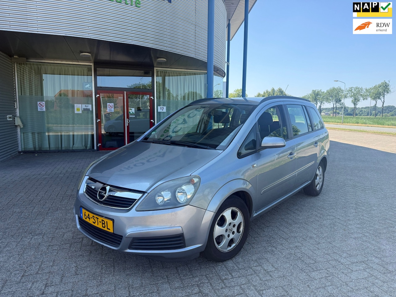 Opel Zafira - 1.6 Executive NAP/7 PERS. - AutoWereld.nl