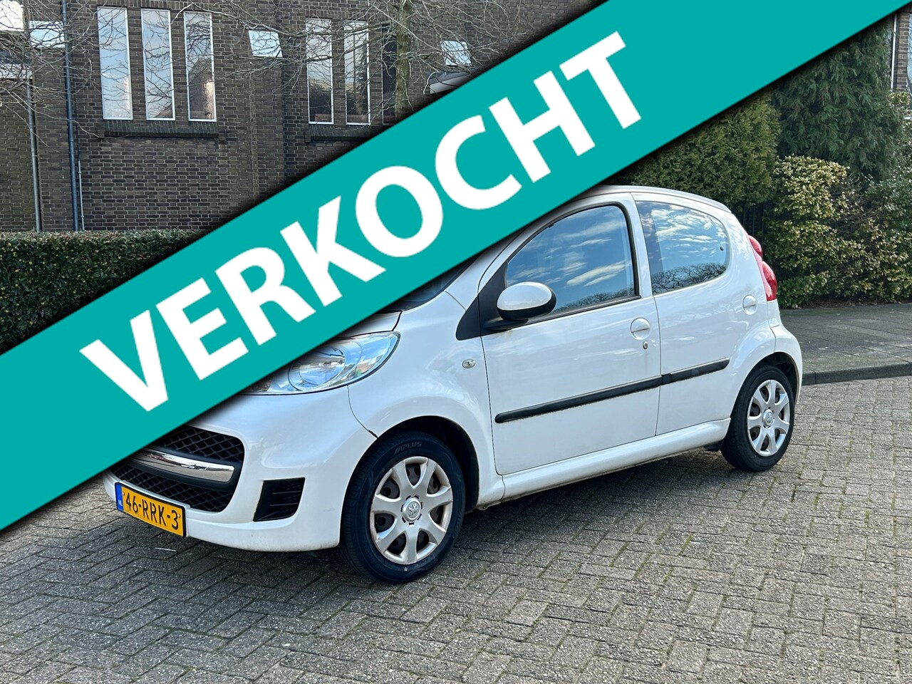 Peugeot 107 - 1.0-12V XS 2011 5-deurs! Airco! Zuinig! - AutoWereld.nl