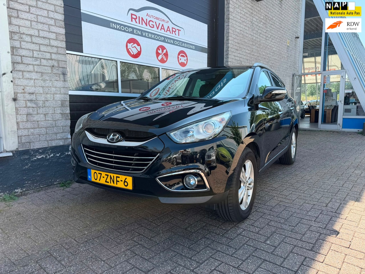 Hyundai ix35 - Nette Auto Leer 1.6i GDI Business Edition - AutoWereld.nl