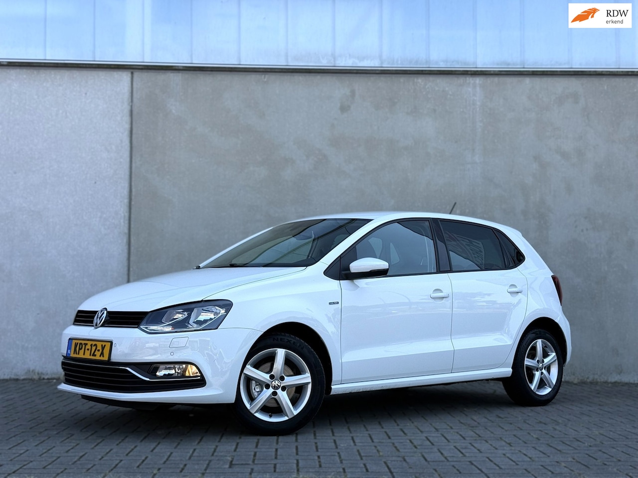 Volkswagen Polo - 1.0 Highline ECC, Cruise, PDC, Stoelverw - AutoWereld.nl