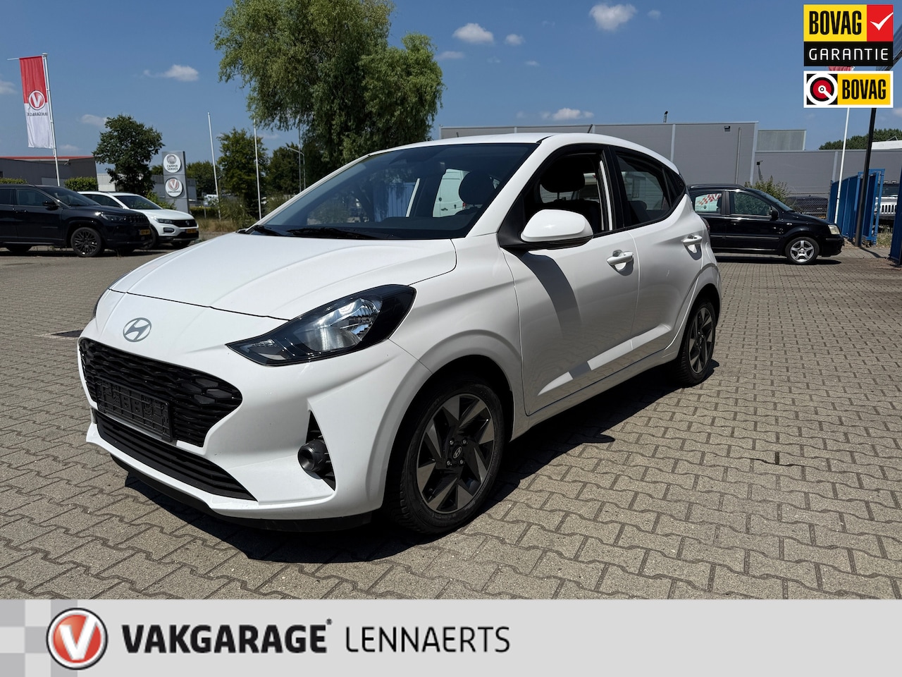 Hyundai i10 - 1.0 Premium Automaat (BOVAG/RIJKLAARPRIJS) - AutoWereld.nl