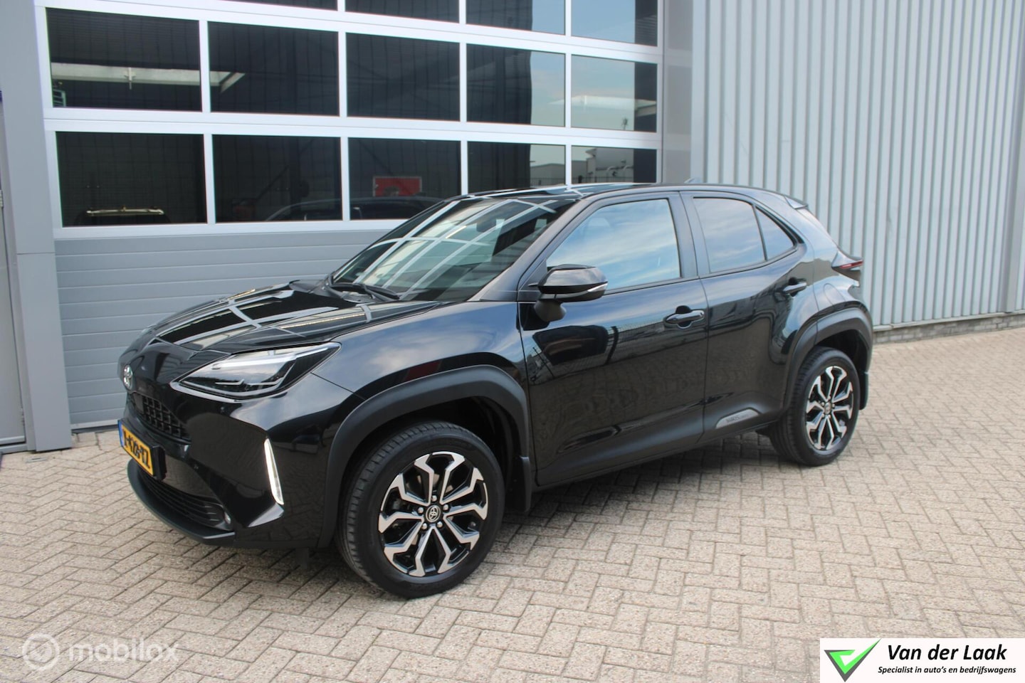 Toyota Yaris Cross - 1.5 Hybrid Dynamic | 1 Eig | Boekjes | Full Led | Navigatie | Apple Carplay. - AutoWereld.nl