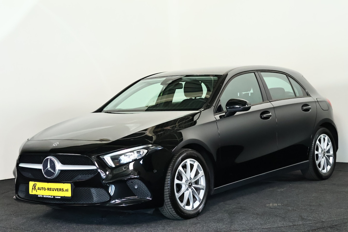 Mercedes-Benz A-klasse - 180 / Navi / Cruisecontrol / Trekhaak - AutoWereld.nl