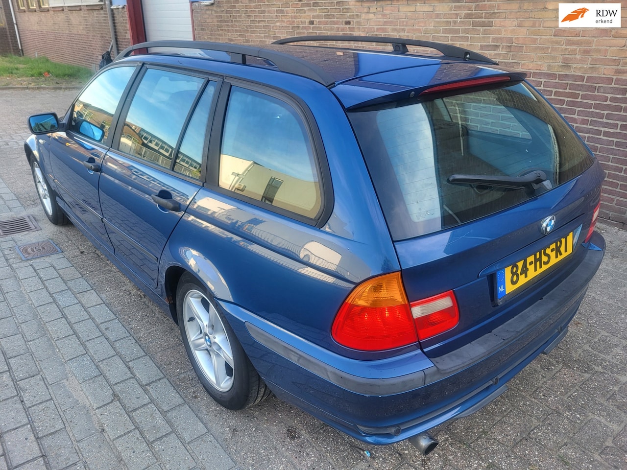 BMW 3-serie Touring - 318i APK 5-2-2027 Executive - AutoWereld.nl