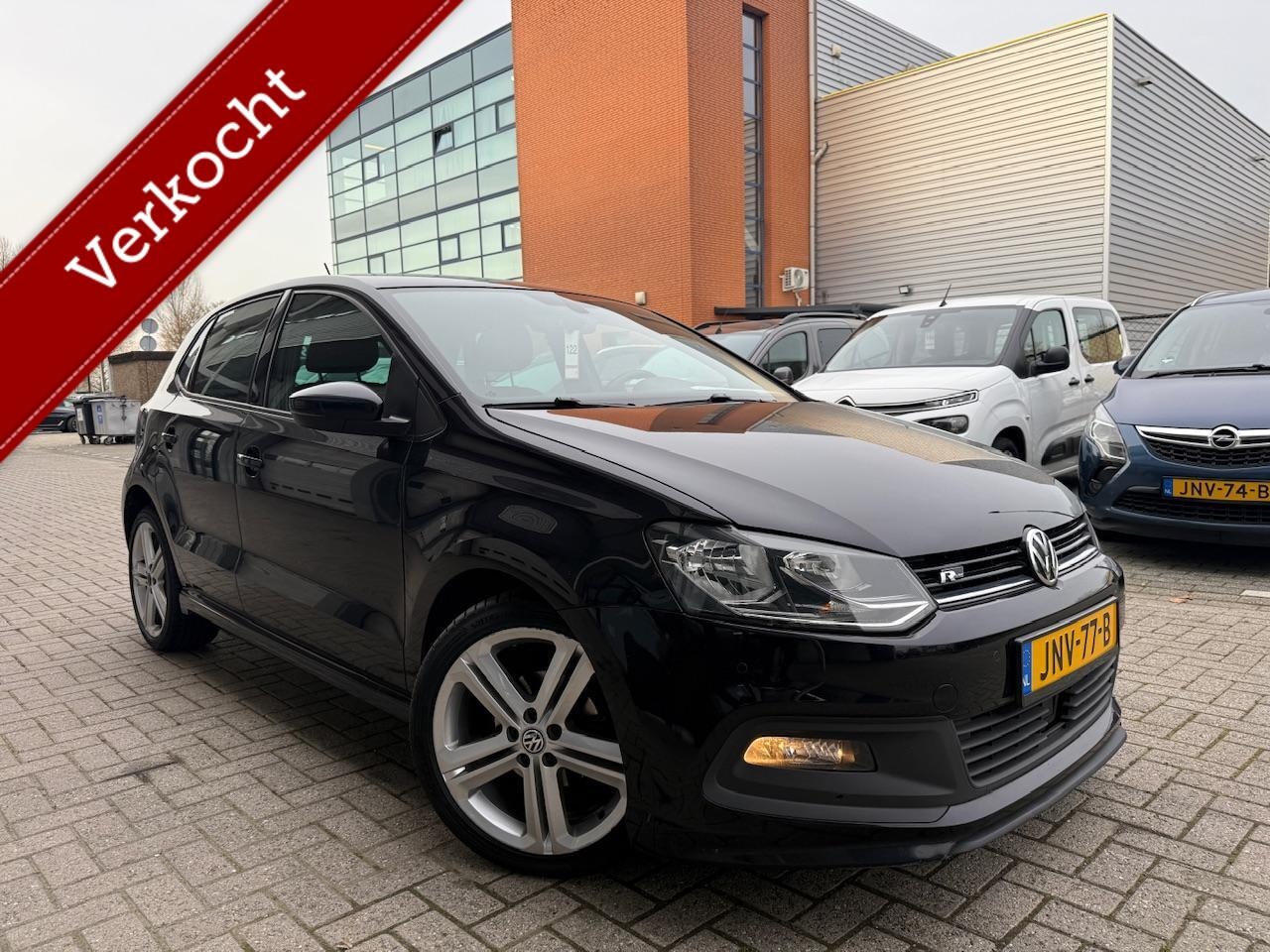 Volkswagen Polo - 1.2 TSI 90 pk | R-Line | Navigatie | 5 deurs - AutoWereld.nl