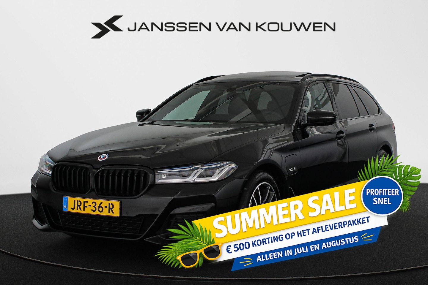 BMW 5-serie Touring - 530e M Sport Panoramadak Laser Harman Kardon Head-Up Keyless - AutoWereld.nl