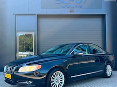 Volvo S80 - 2.5 T Momentum Geartronic | LEDER | NAVI | CLIMA | STOELVERWARMING | VOLLE AUTO | APK 07-2