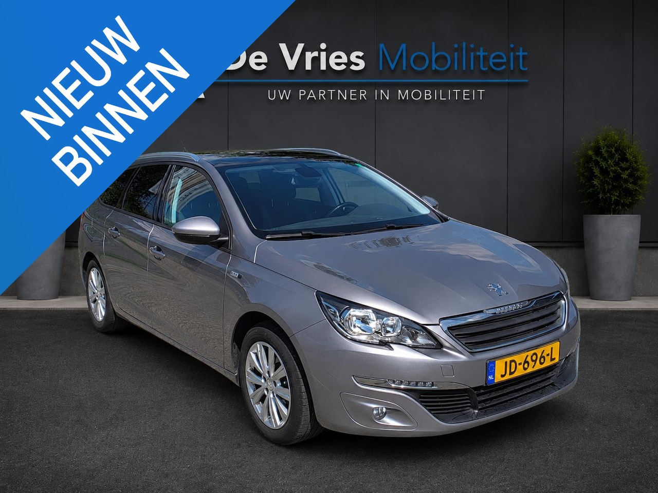 Peugeot 308 SW - 1.2 PureTech Style **NAVI-PANO-CRUISECTRL** - AutoWereld.nl