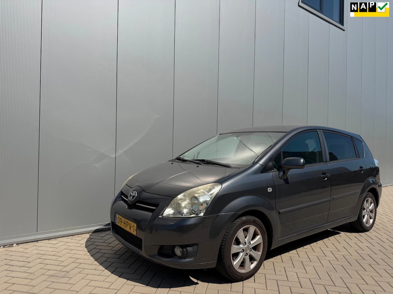 Toyota Verso - 1.8 VVT-i Luna 1.8 VVT-i Luna - AutoWereld.nl
