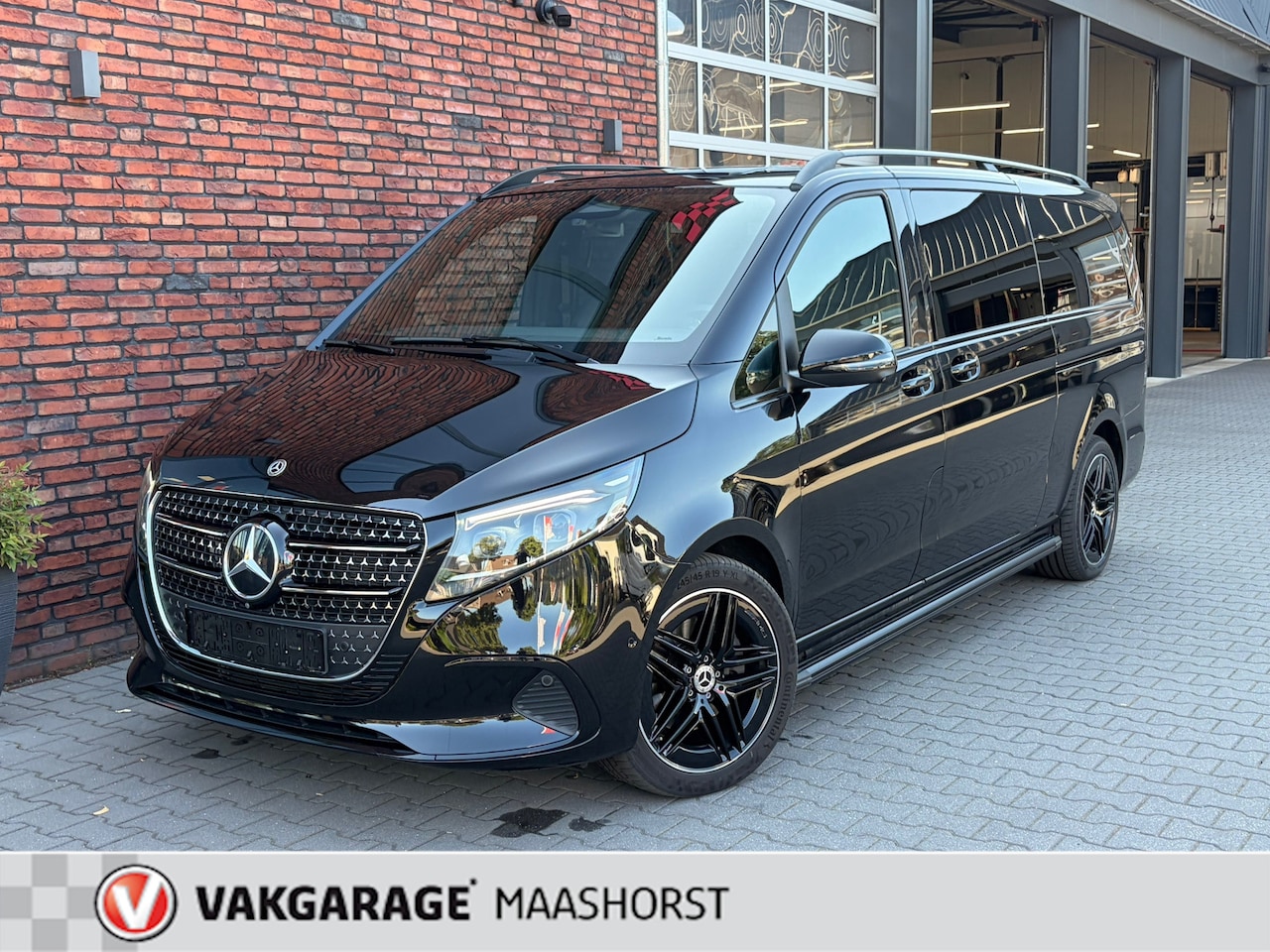 Mercedes-Benz V-klasse - V300 D DubCab 360°Camera/Adapt.Cruise/Burmester/Trekhaak/LED/PDC/DAB/Clima/AppConnect - AutoWereld.nl