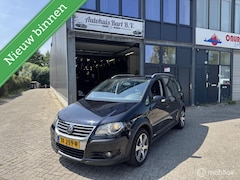 Volkswagen Touran Cross - 1.4 TSI Leder Nieuwe APK NAP Rapport