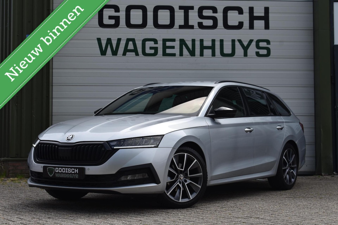 Skoda Octavia Combi - 1.0 e-TSI Sport Business | Trekhaak | Cruise Control | Sportstoelen | - AutoWereld.nl
