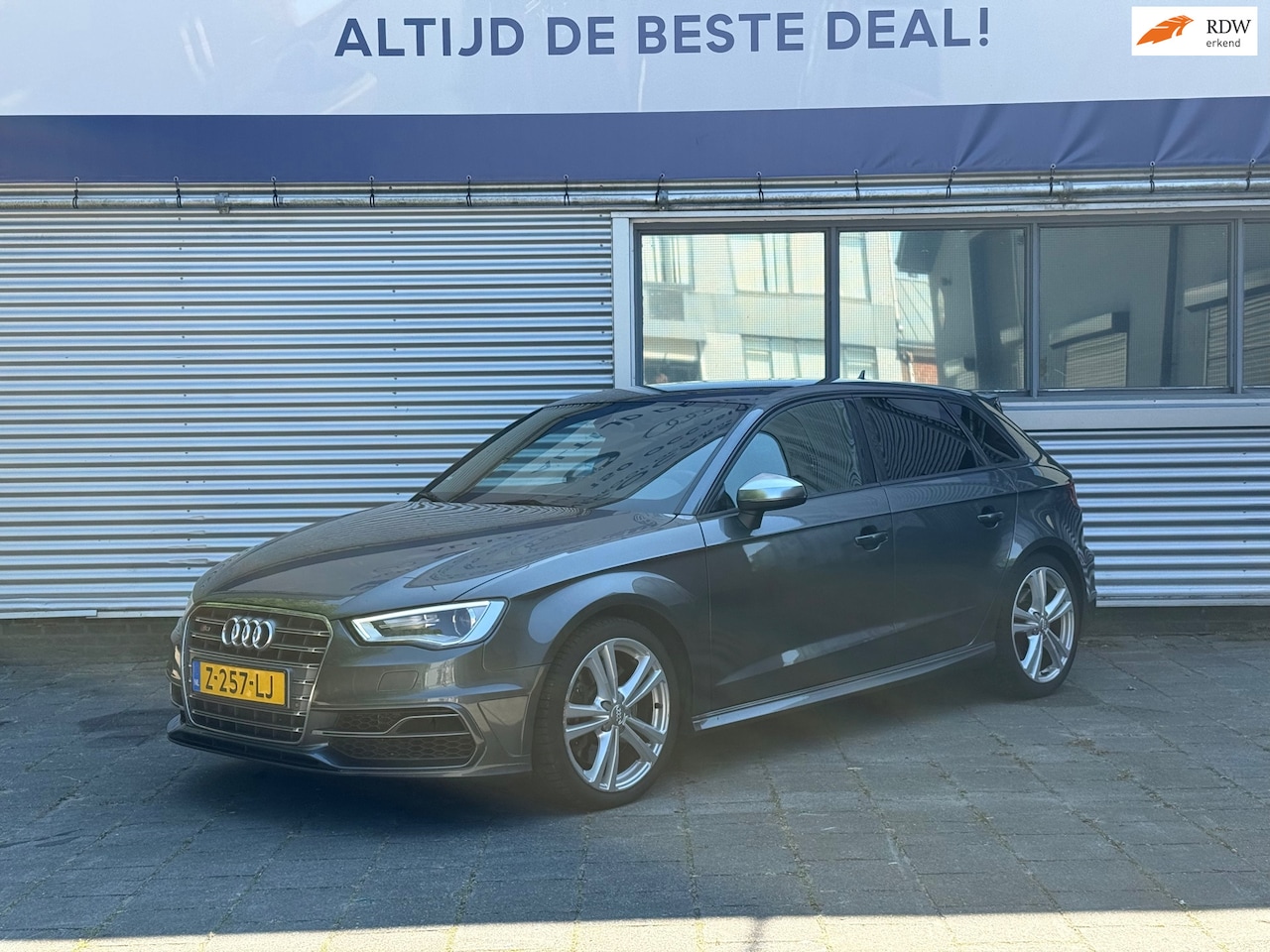 Audi A3 Sportback - 2.0 TFSI S3 quattro Pro Line Plus l RS3 Stuur l Xenon l Navi l Rijdt & Schakelt zeer goed - AutoWereld.nl