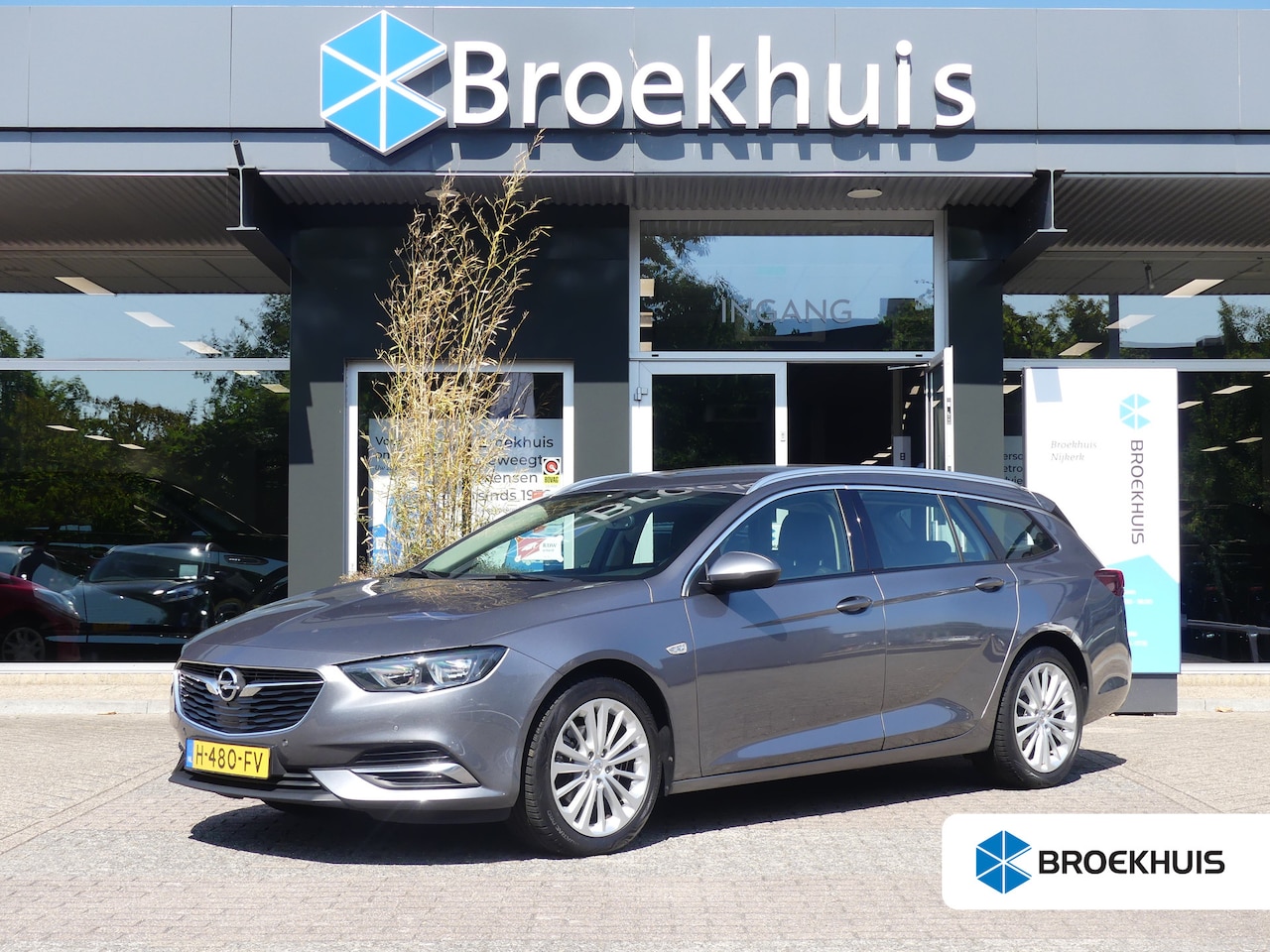 Opel Insignia Sports Tourer - 1.5 Turbo Business Executive | TREKHAAK | PARKEERSENSOREN V+A | NAVI | APPLE CARPLAY / AND - AutoWereld.nl