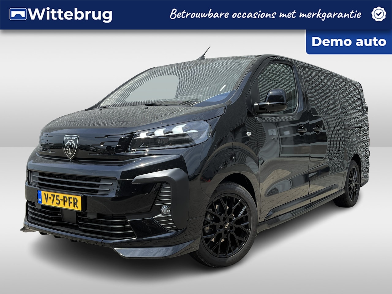 Peugeot e-Expert - 75 kWh L3 STX | Leder | Camera | Stoelverwarming | Dubbele Schuifdeur - AutoWereld.nl