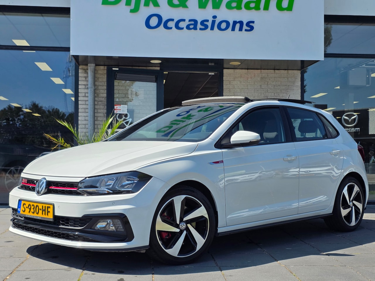 Volkswagen Polo - 2.0 TSI GTI DSG – 200 PK – Pano – CarPlay – Stoelverwarming - AutoWereld.nl
