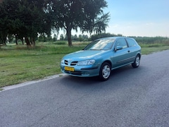 Nissan Almera - 1.5 3-drs.143.659 KM, Airco, Trekhaak, Beurt en apk TM 14-07-202