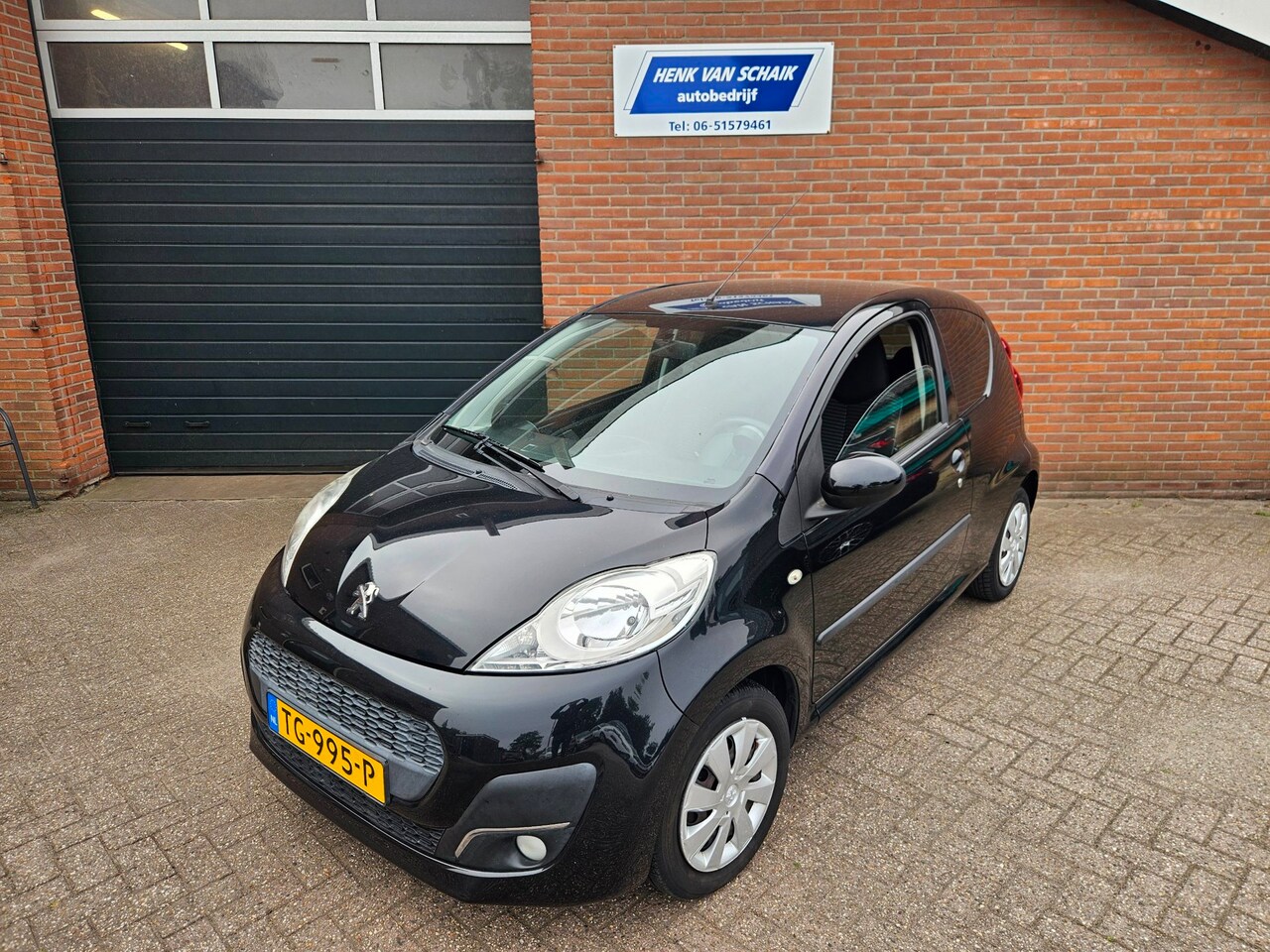 Peugeot 107 - 1.0 2014 / APK + OH. / AIRCO - AutoWereld.nl