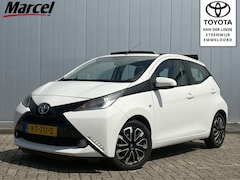 Toyota Aygo - 1.0 VVT-i X-Wave Cabrio Navigatie NL Auto All Season Banden Airco