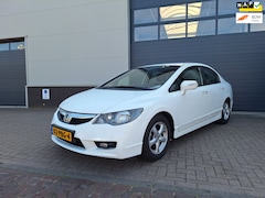 Honda Civic - | 1.3 Hybrid Elegance | Lage kilometerstand | Airco | Stoel verwarming | Cruise control |