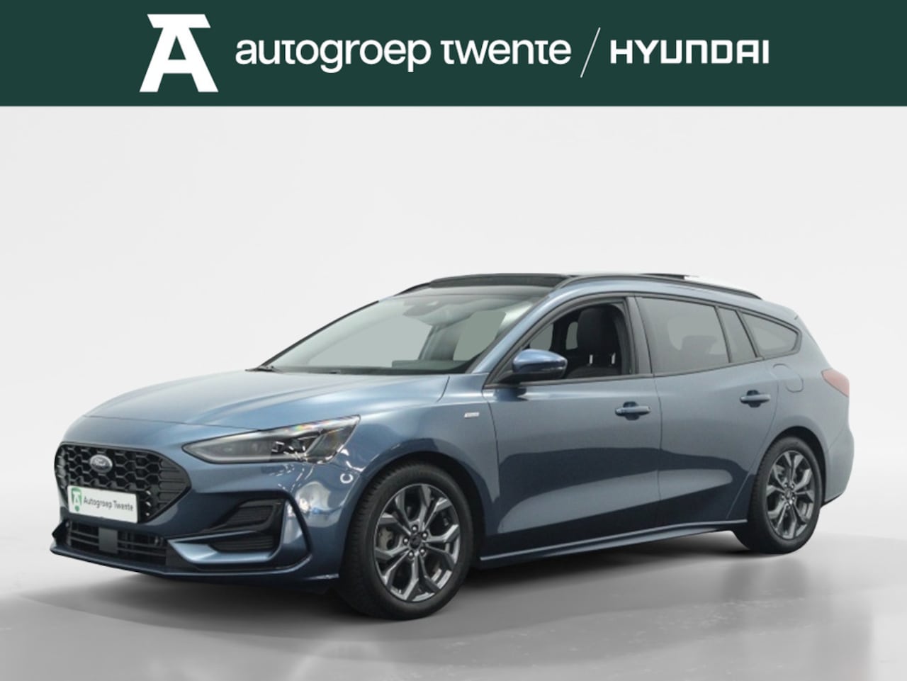 Ford Focus Wagon - 1.0 EcoBoos ST Line X | Panoramadak | Trekhaak | Navigatie | Cru - AutoWereld.nl