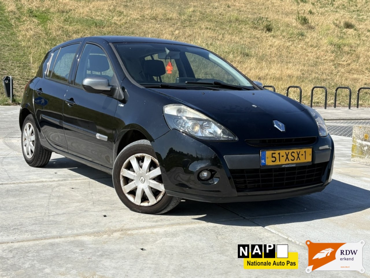 Renault Clio - 1.5 dCi Night & Day / Nieuwe koppeling - AutoWereld.nl