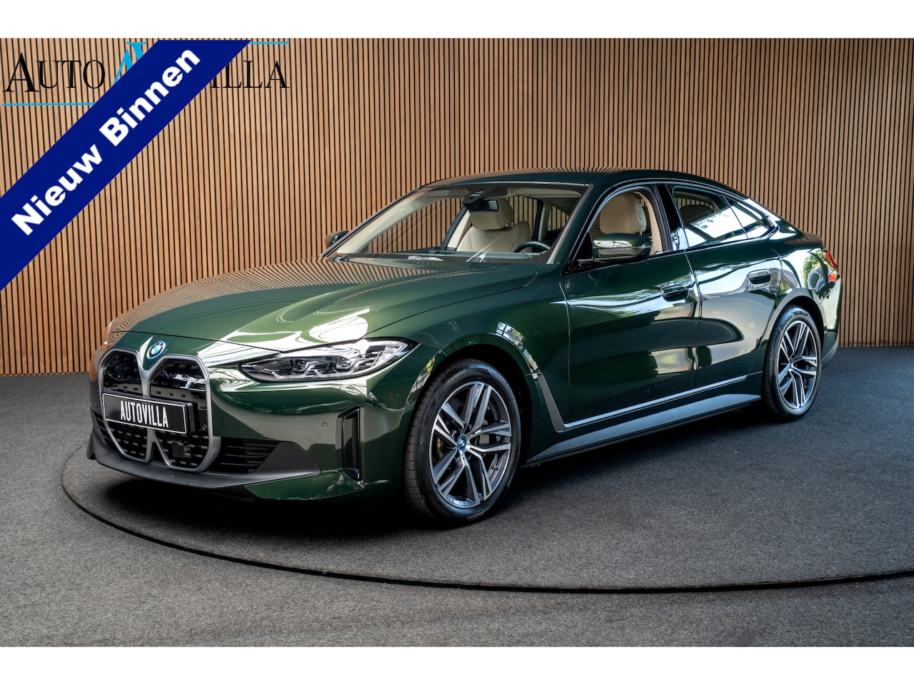 BMW i4 - eDrive40 84 kWh Gran Coupe Navi Leer Elektr. achterklep Climate voor & achter Beige hemelb - AutoWereld.nl