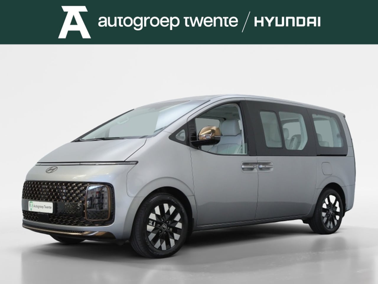 Hyundai Staria - 1.6 T-GDI HEV | Luxury 7 persoons | Hybride | Dubbele Schuifdeur - AutoWereld.nl