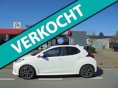 Toyota Yaris - 1.5 Hybrid Dynamic AUTOMAAT, Incl. Bovag Garantie, Winterpakket, enz