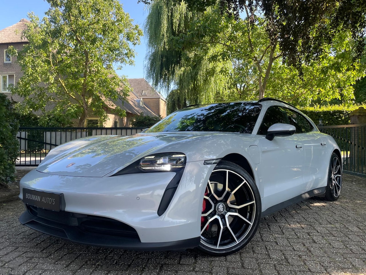 Porsche Taycan Sport Turismo - 4S 93 kWh Panorama 21" Sport Chrono 360 Camera Warmtepomp - AutoWereld.nl