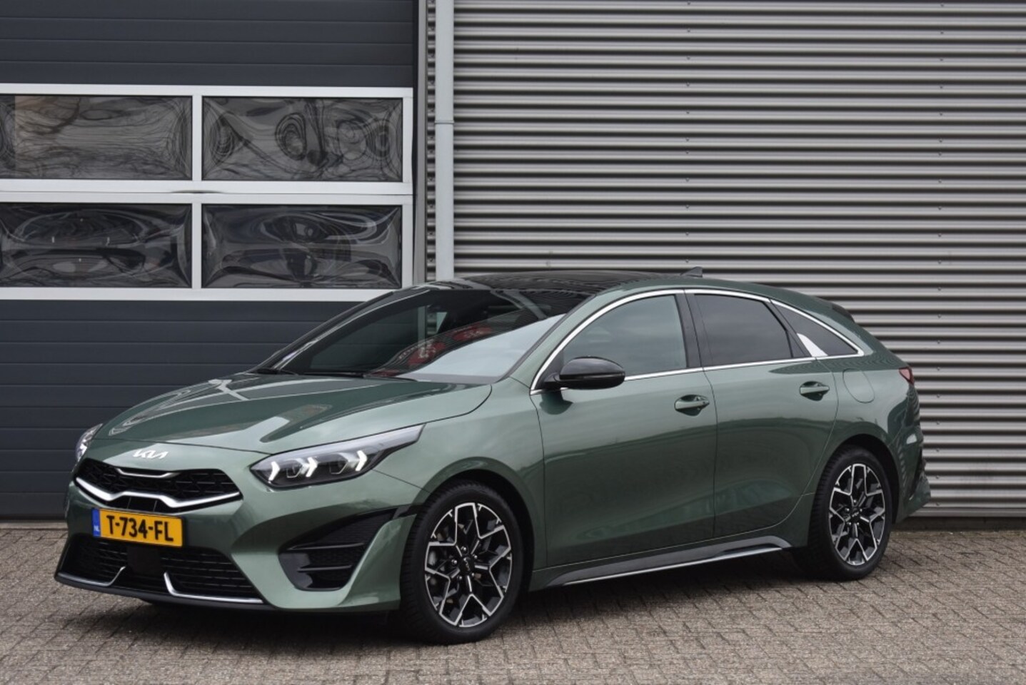 Kia Pro cee'd - 1.5 T-GDI GT-LINE / STR VERW. / TREKH. / PANO / APPLE CARPLAY - AutoWereld.nl