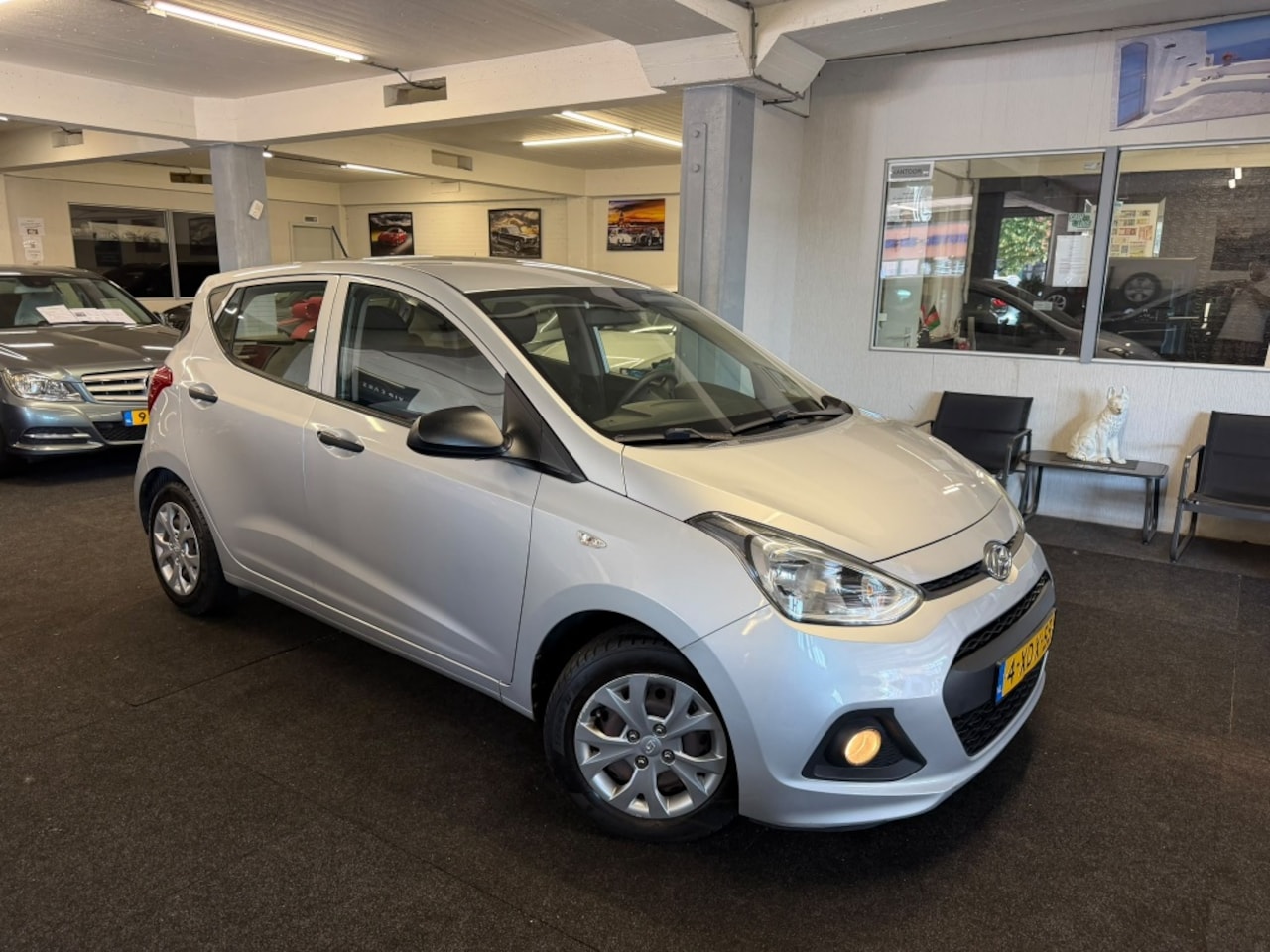 Hyundai i10 - 1.0i i-Motion*NAP*Airco*5deurs* - AutoWereld.nl